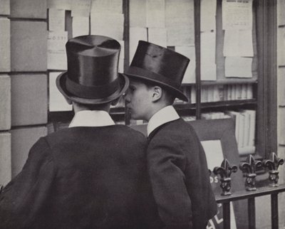 Okno Spottiswoode, Eton (zdjęcie czarno-białe) autorstwa Laszlo Moholy Nagy