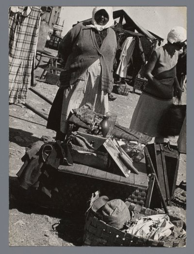 Pchli targ w Turku, Finlandia Marktweiß in Åbo (Turku) Finlandia (tytuł na obiekcie) autorstwa Laszlo Moholy Nagy