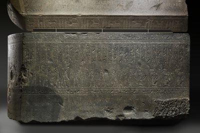 Sarkofag Wennefera, 380-332 pne (granit) autorstwa Late Period Egyptian