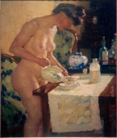Modelka przy stoliku do herbaty autorstwa Leo Putz