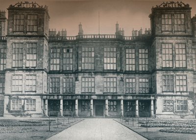 Hardwick Hall, siedziba Jego Łaski Książę Devonshire, c1907 autorstwa Leonard Willoughby