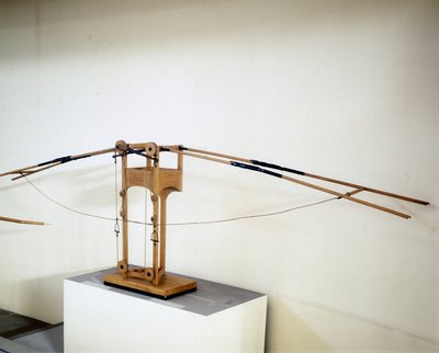 Maszyna do latania ze skrzydłami skrzydłowymi, model wg rysunku Leonarda da Vinci (Leonardo da Vinci). Muzeum Nauki i Techniki, Mediolan. autorstwa Leonardo da (after) Vinci