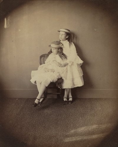Julia i Ethel Arnold autorstwa Lewis Carroll