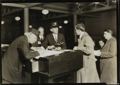 Zbliżenie na Ellis Island autorstwa Lewis Wickes Hine