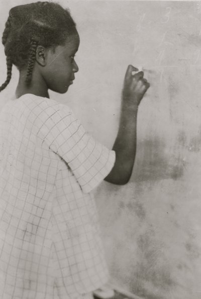 Uczeń w przyjemnej zielonej szkole - hrabstwo Pocahontas, Wirginia Zachodnia 1921 autorstwa Lewis Wickes Hine