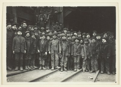 Breaker Boys autorstwa Lewis Wickes Hine