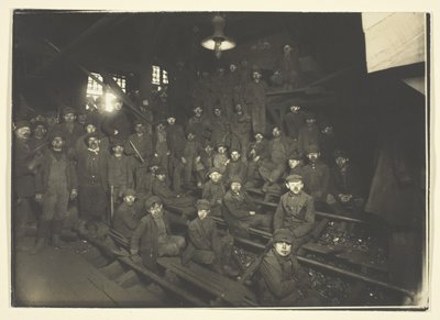 Breaker Boys w Coal Chute, South Pittston, Pensylwania autorstwa Lewis Wickes Hine