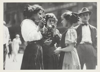 Pora obiadowa autorstwa Lewis Wickes Hine
