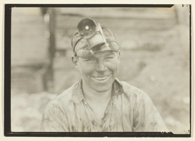 Young Miner, Pensylwania autorstwa Lewis Wickes Hine