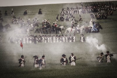 Rekonstrukcja historyczna: Piechota, kirasjerzy i oficerowie armii francuskiej na polu bitwy, wojny napoleońskie autorstwa Unbekannt Unbekannt