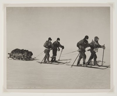 Impreza polarna na szlaku (druk bromowy) autorstwa Lieutenant Henry Robertson Bowers