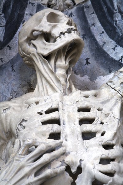 Obdarty ze skóry, czyli szkielet, szczegół autorstwa Ligier Richier