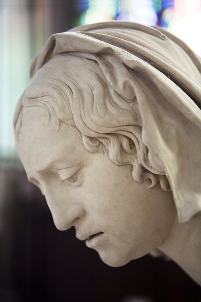 Złożenie do grobu i omdlenie Dziewicy, szczegół: głowa Salome autorstwa Ligier Richier
