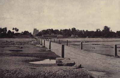 Madura: Rzeka Vygay, z Causeway, do Madura autorstwa Linnaeus Tripe