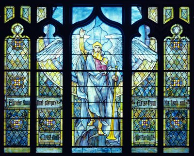 Anioł Zmartwychwstania Pańskiego 1904 (witraż) autorstwa Louis Comfort Tiffany