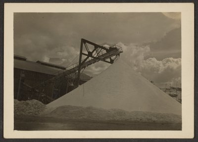 [Borax Mill, Trova, CA] autorstwa Louis Fleckenstein