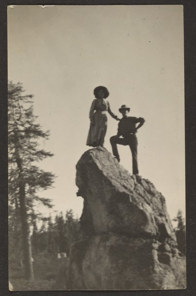[Rysunki na Rocky Peak] autorstwa Louis Fleckenstein