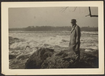  autorstwa Louis Fleckenstein