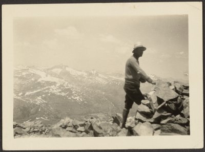  autorstwa Louis Fleckenstein