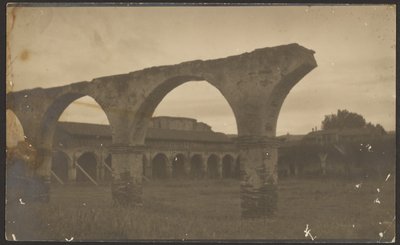 [Mission Arches] autorstwa Louis Fleckenstein