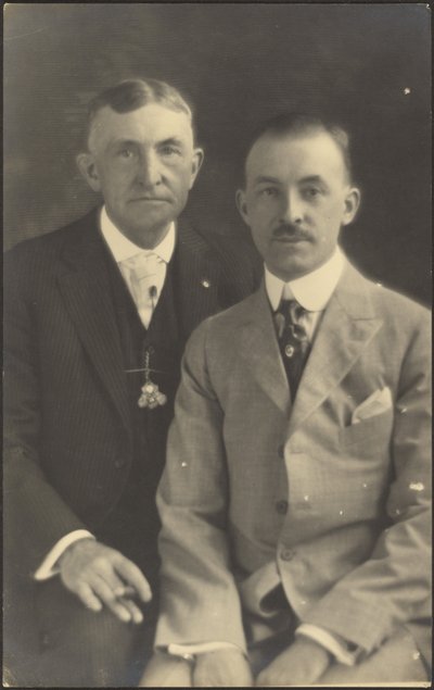  autorstwa Louis Fleckenstein