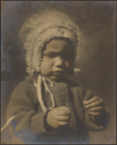 [Portret dziecka w czapce]. autorstwa Louis Fleckenstein