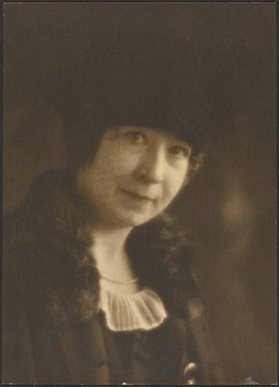  autorstwa Louis Fleckenstein