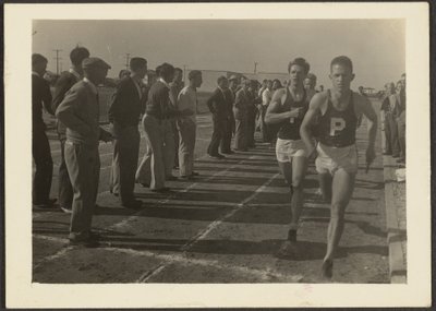  autorstwa Louis Fleckenstein