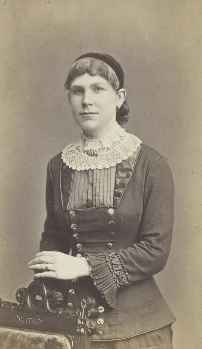 Portret siedzącej kobiety bez tytułu, 186581. autorstwa Lyman W. Colby