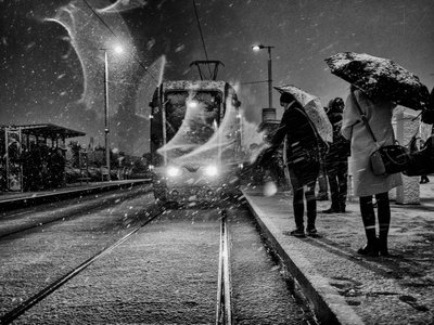 Tramwaj w śniegu autorstwa Maciej Przeklasa