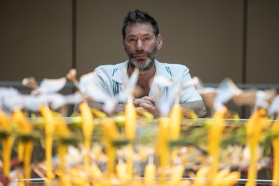Równonoc, 2021 r. (zdjęcie) autorstwa Mat Collishaw