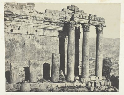 Baalbeck (Heliopolis), Świątynia Jowisza, fasada zachodnia; Syria autorstwa Maxime Du Camp