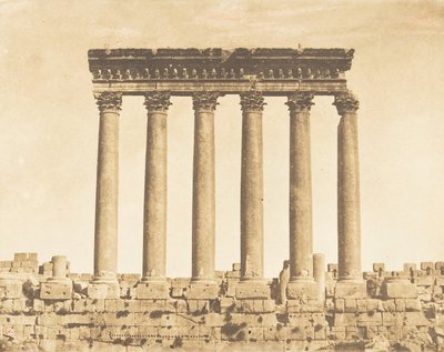 Kolumnada Świątyni Słońca w Baâlbek Heliopolis, 15 września 1850 r. autorstwa Maxime Du Camp