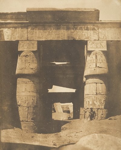 Wnętrze świątyni Chons w Karnacu, Teby, 1849-50. autorstwa Maxime Du Camp