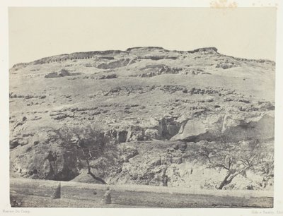 Nekropolia starożytnego Likopolis, Górny Egipt, płyta 12 z albumu "Egypte, Nubie, Palestine et Syrie" (1852) autorstwa Maxime Du Camp