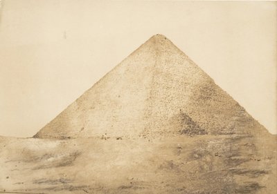 Widok wielkiej piramidy Cheopsa zrobiony pod kątem południowo-wschodnim, grudzień 1849 r. autorstwa Maxime Du Camp