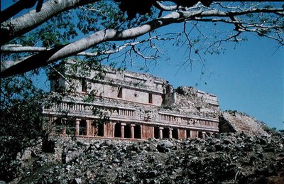 Widok na Wielki Pałac (zdjęcie) autorstwa Mayan Mayan