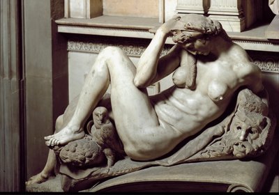 Alegoria nocy. Mauzoleum Giuliana de Medici. Rzeźba marmurowa. autorstwa Michelangelo Buonarroti