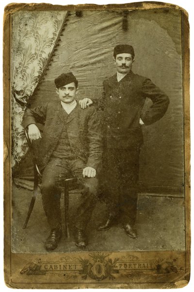 Portret w stylu vintage autorstwa Mikhail Pogosov