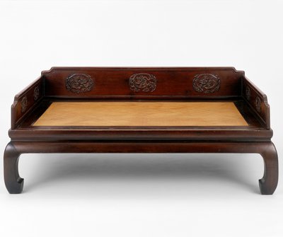 Łóżko kanapowe (drewno) autorstwa Ming Dynasty Chinese School