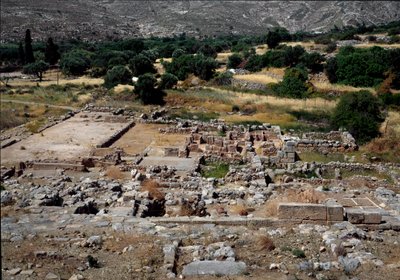 Cywilizacja minojska: widok ruin pałacu Zakros zbudowanego około 1700-1650 pne. Kreta autorstwa Minoan