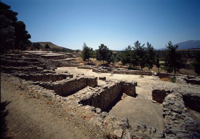 Cywilizacja minojska: widok ruin miejsca Haghia Triada, 2000-1400 pne. autorstwa Minoan