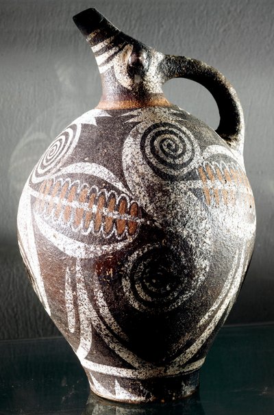 Sztuka minojska: ceramiczna dekoracja dzbanka z polichromowanymi rysunkami. Z Phaestos (Faistos lub Festo). Ciemny. 27 cm Muzeum Archeologiczne, Heraklion, Kreta autorstwa Minoan