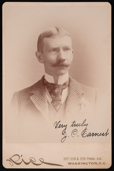 Portret J.P. Earnesta, w latach 1889-1897. autorstwa Moses P. Rice