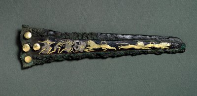Sztylet (brąz, złoto i srebro) autorstwa Mycenaean