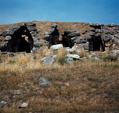Sztuka mykeńska: domy zbudowane w fortyfikacjach miasta Tirynthe, około 1200 pne. Grecja autorstwa Mycenaean