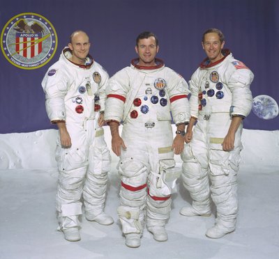 Apollo 16 - NASA, 1972. autorstwa NASA Images