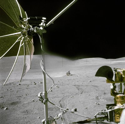 Apollo 16 - NASA, 1972. autorstwa NASA Images