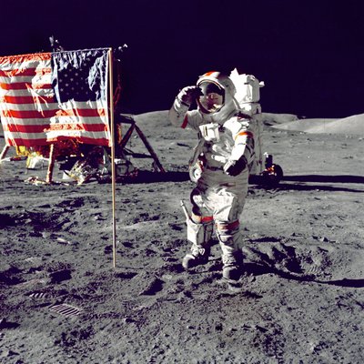 Apollo 17 - NASA, 1972. autorstwa NASA Images