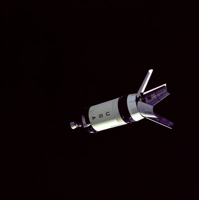 Apollo 7 - NASA, 1968. autorstwa NASA Images
